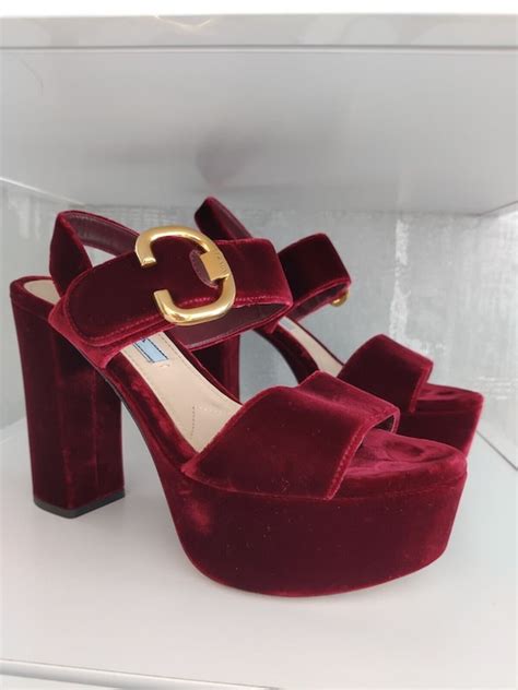 sadali velvet prada burgundy|Velvet sandals Prada Burgundy size 40 EU in Velvet .